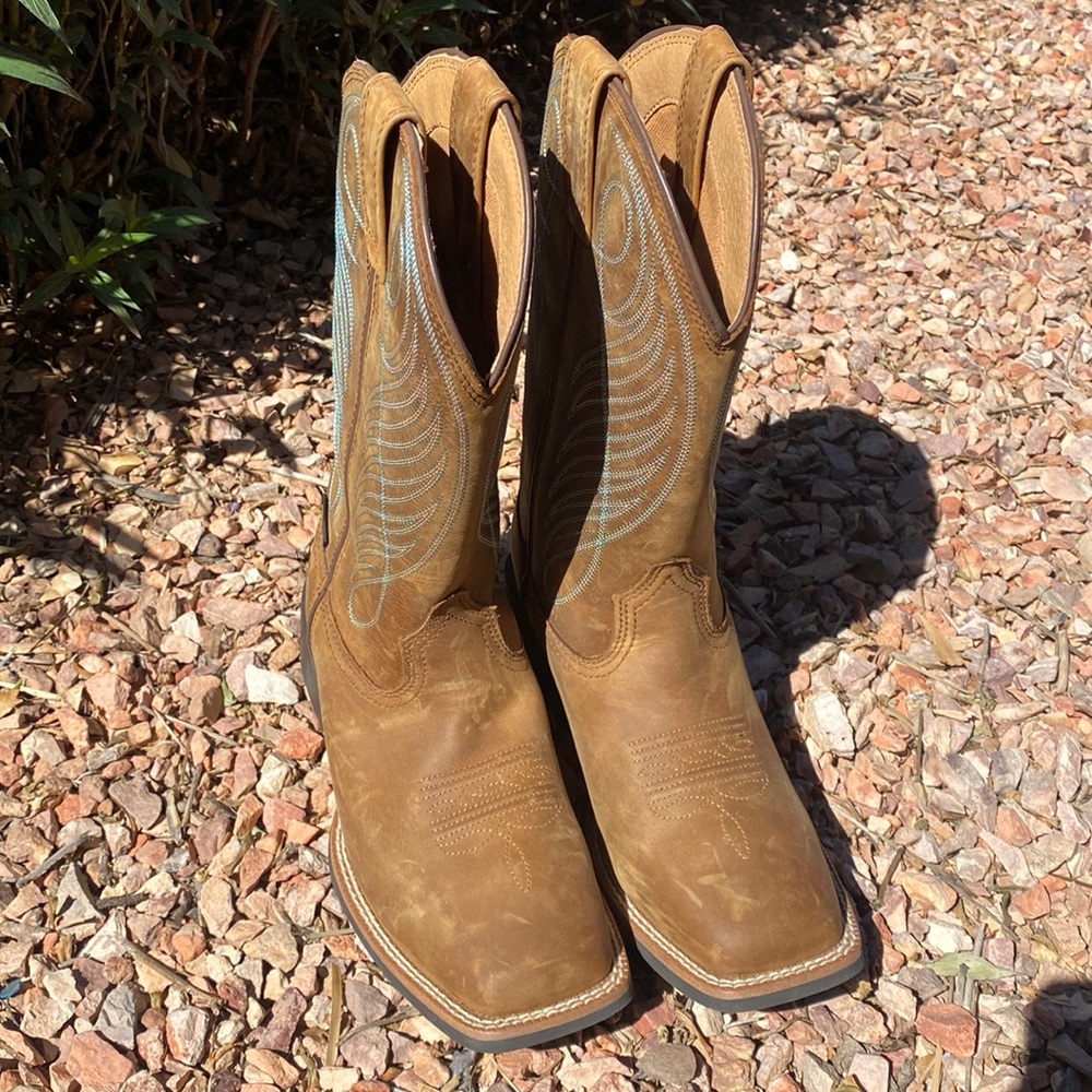 Ariat roundup cowboy boots